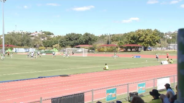 Sydney v Fury first half highlights