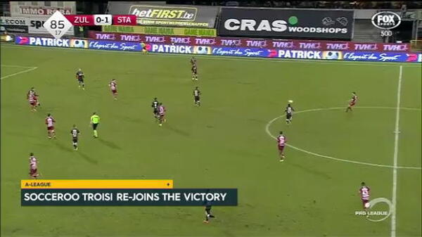 Socceroo Troisi re-signs with Victory
