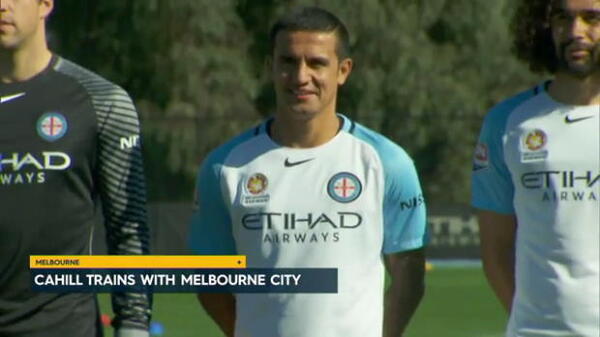 Cahill trains with City