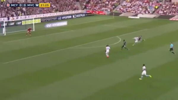 Fornaroli's incredible rabona, dink goal