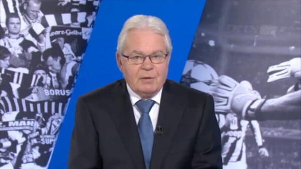 Celebrities pay tribute to Socceroos