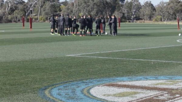 City buoyed by Koren's first session