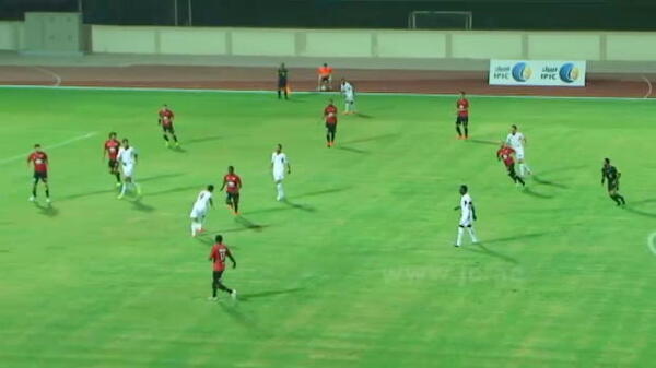 Hot shot downs Wanderers