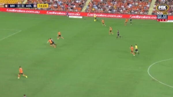 Roar v Reds highlights