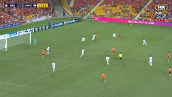 Roar v Victory highlights