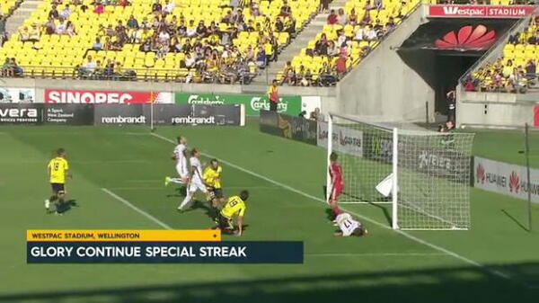 Glory continue special streak