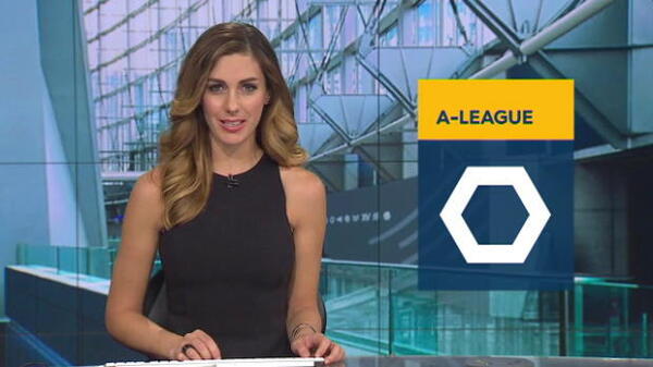 Reds into second after downing Mariners