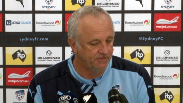 Arnie backs Brosque to play on