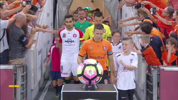 Roar, Wanderers all square at Suncorp