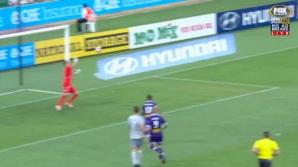 Glory skipper's stunning strike