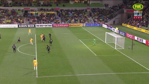 Cahill hits the woodwork
