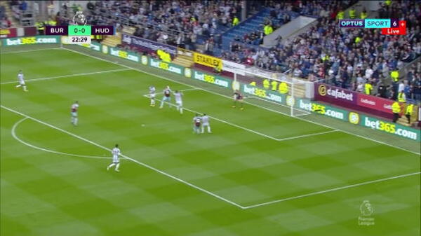 Mooy shines as Huddersfield earn draw