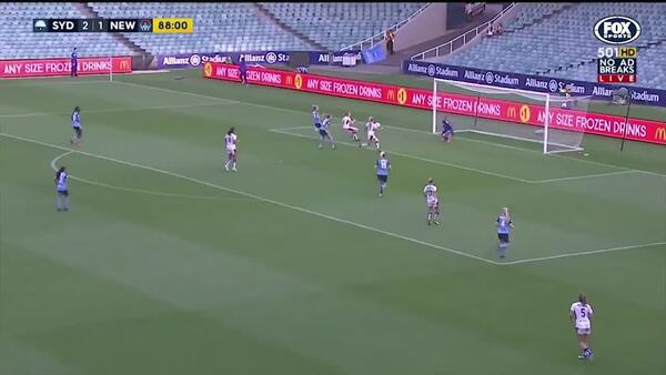 Newcastle Jets Sizzle Reel: Van Egmond, Simon & Crummer