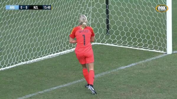 New Zealand go close in the first half