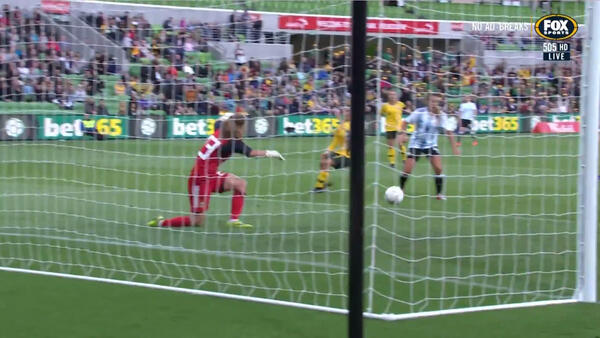 Some fine keeping keeps Argentina in the match