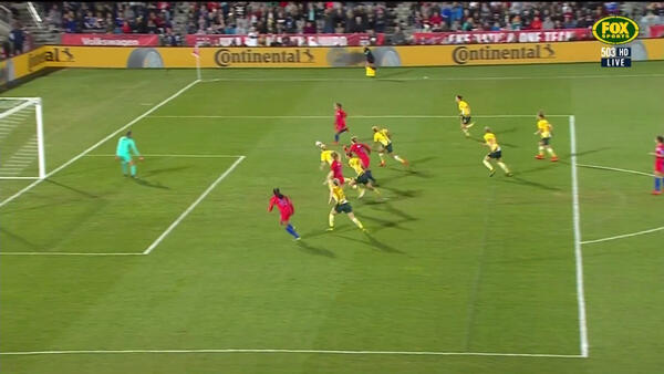 Mallory Pugh scores with her first touch