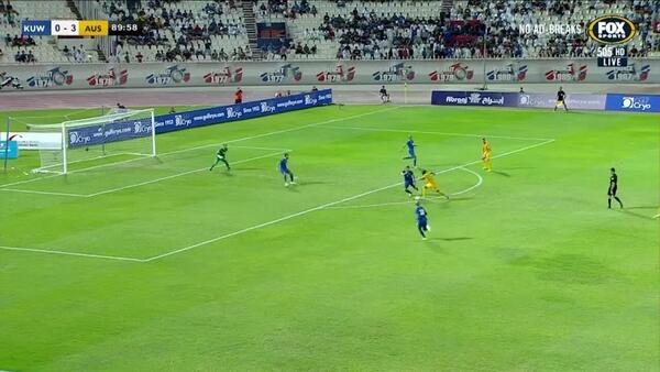 Mooy's brilliant pass