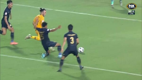 GOAL: D’Agostino  -Australia draw level before the break
