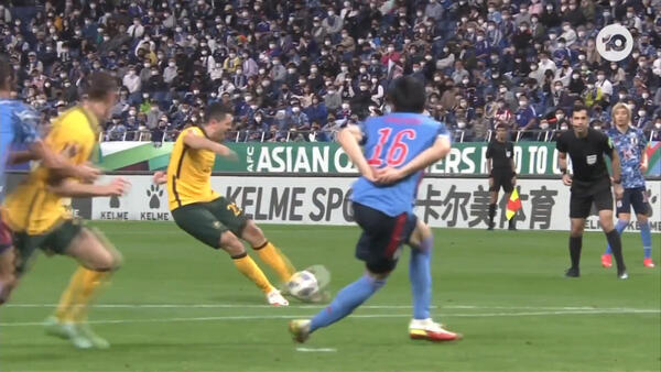 CHANCE: Rogic goes close for Socceroos