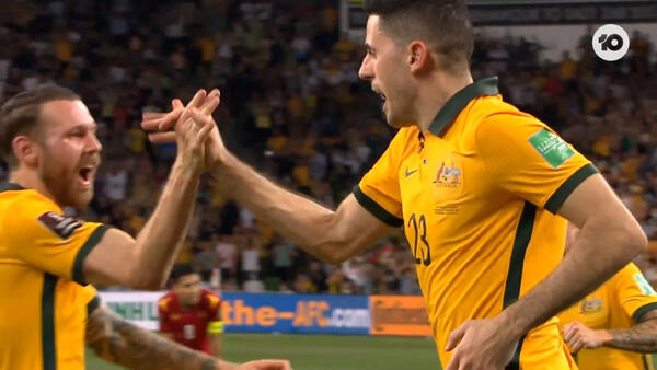 GOAL: Rogic - Midfielder grabs a deserved goal