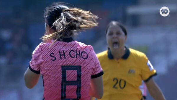 PEN MISSED: Cho - Korean midfielder skies it