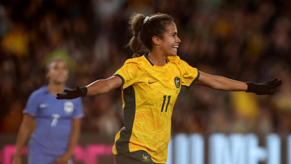 GOAL: Mary Fowler breaks the deadlock in Melbourne