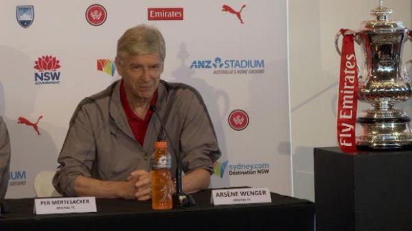 Arsenal arrive in Sydney for Aussie tour