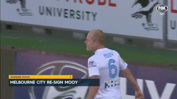 Mooy re-signs as City marquee
