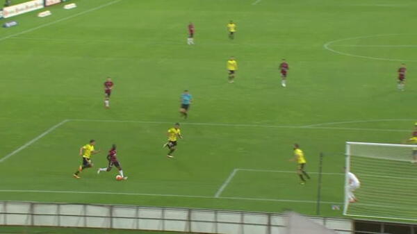 Wanderers earn week off and home semi