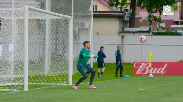 FFA TV | Ryan on his Premier League move