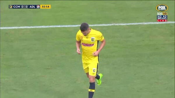 Reds off bottom after downing Mariners