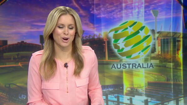 Socceroos hail Aussie cricketers 