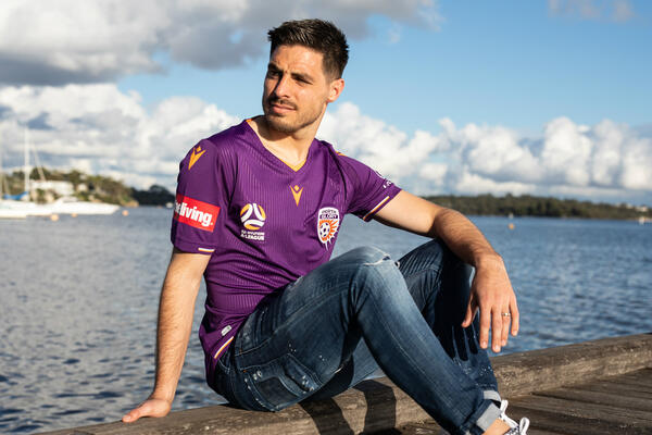 Bruno Fornaroli in Perth Glory's new home strip