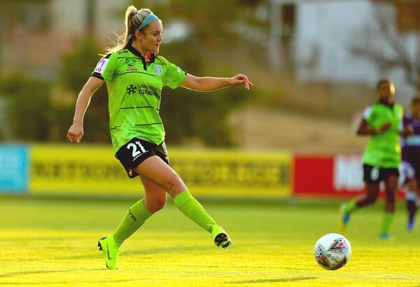 NAB Young Footballer of the Year nominee – Ellie Carpenter (Canberra United) 
