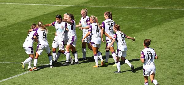 Heroic Moments: Kerr goal changes see-sawing Westfield W-League Semi-Final
