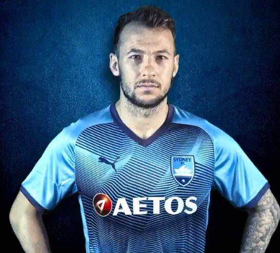 Adam Le Fondre kit