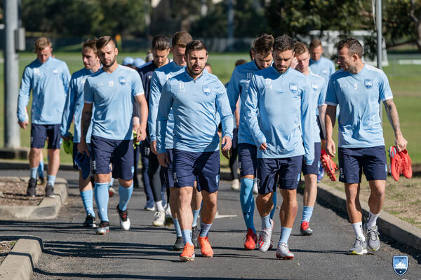 Barbarouses, Le Fondre, Caceres Lead The Boys To Training