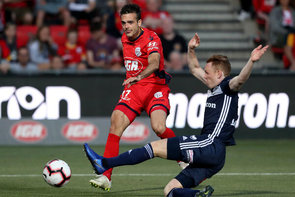 Nikola Mileusnic against Melbourne Victory