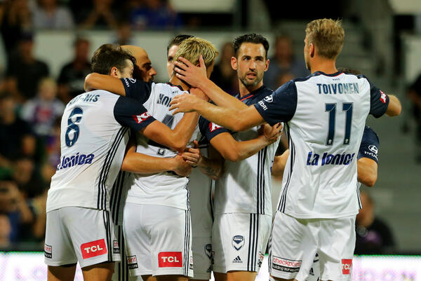 Melbourne Victory celebrate a goal