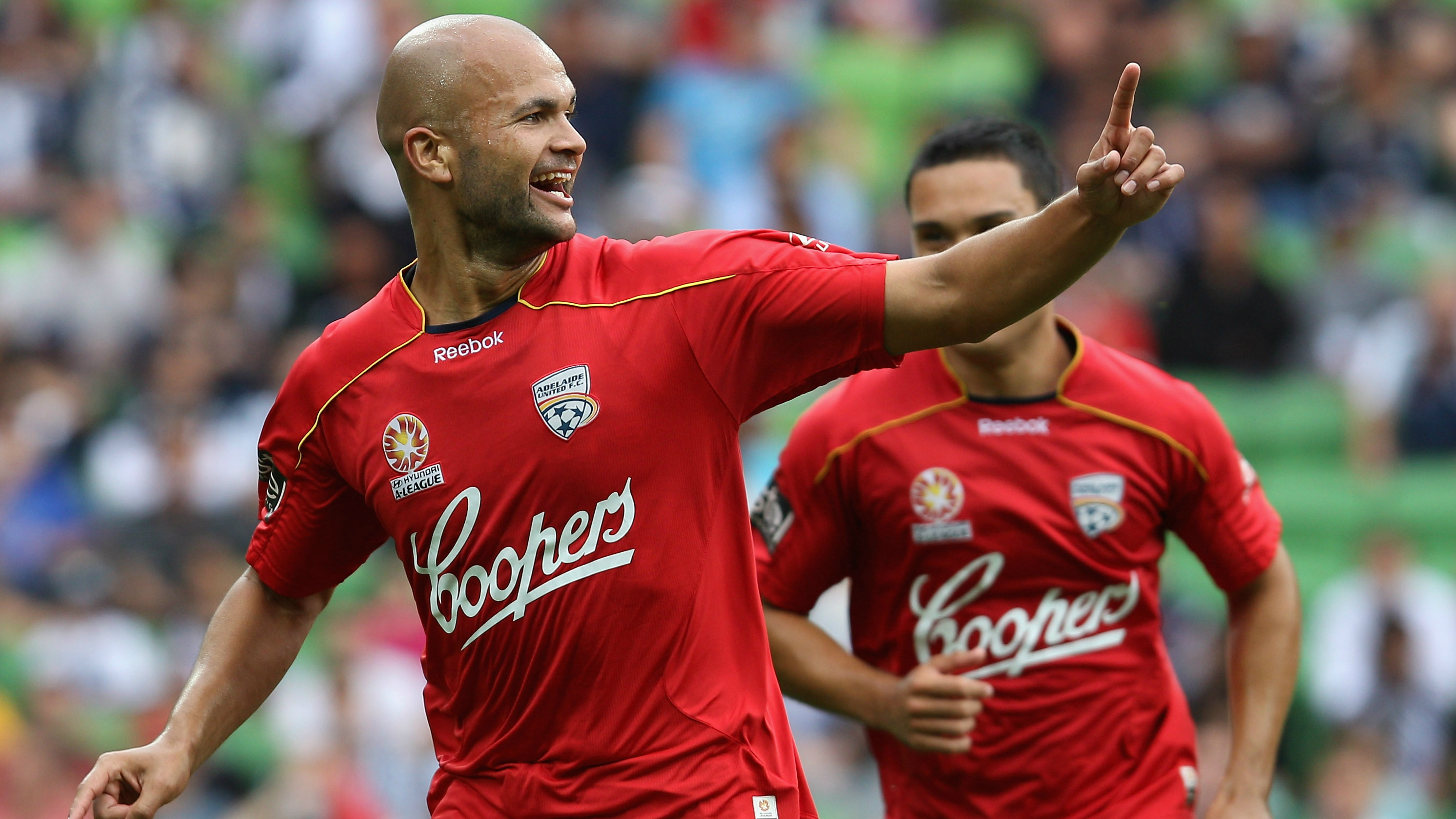 Sergio van Dijk celebrates his screamer against Victory at AAMI Park.